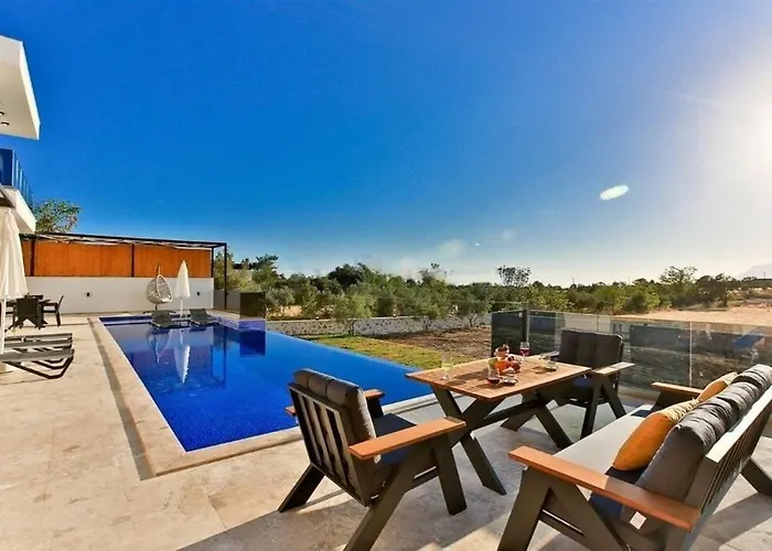 Olivet-kalkan 3 Bedroom-2 Jakuzzies-sauna-turkish Hamam-huge Private Pool And Lovely Garden Βίλα Κας