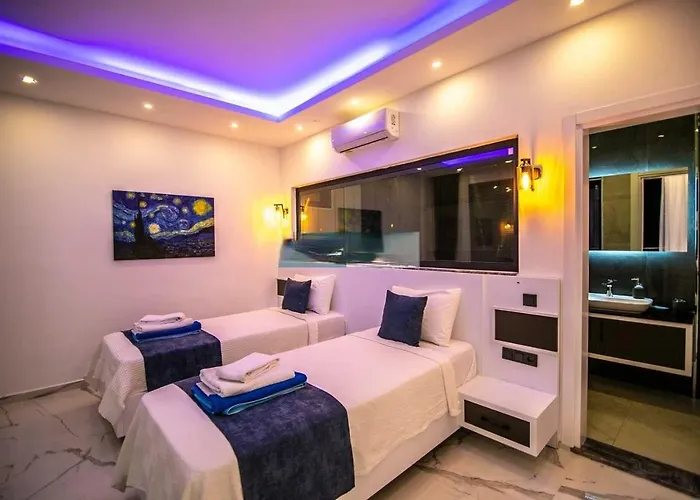 Βίλα Olivet-kalkan 3 Bedroom-2 Jakuzzies-sauna-turkish Hamam-huge Private Pool And Lovely Garden Κας