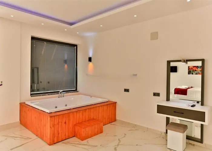 Βίλα Olivet-kalkan 3 Bedroom-2 Jakuzzies-sauna-turkish Hamam-huge Private Pool And Lovely Garden