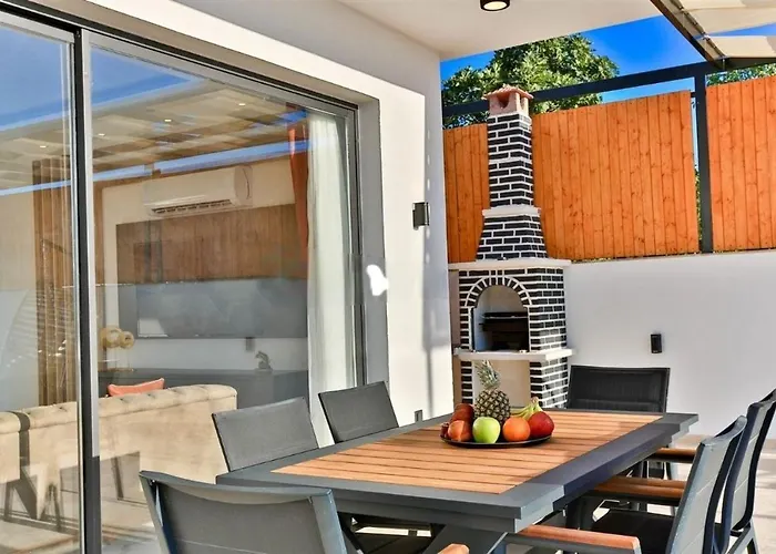 Olivet-kalkan 3 Bedroom-2 Jakuzzies-sauna-turkish Hamam-huge Private Pool And Lovely Garden Βίλα