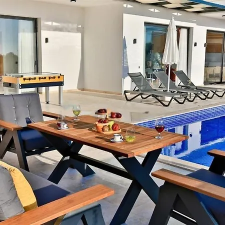 Olivet-kalkan- Huge Private Pool And Lovely Garden-jakuzzies-sauna-turkish Hamam Kaş
