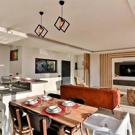 Olivet-kalkan- Huge Private Pool And Lovely Garden-jakuzzies-sauna-turkish Hamam