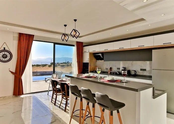 Olivet-kalkan 3 Bedroom-2 Jakuzzies-sauna-turkish Hamam-huge Private Pool And Lovely Garden