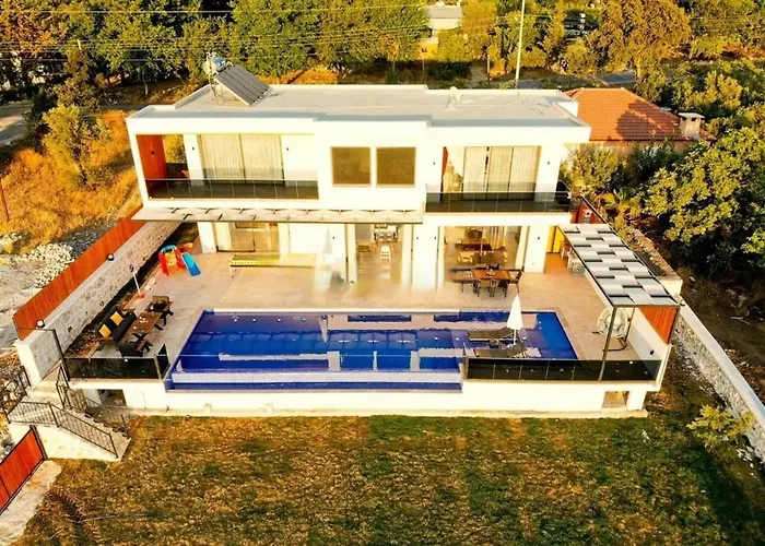 Olivet-kalkan 3 Bedroom-2 Jakuzzies-sauna-turkish Hamam-huge Private Pool And Lovely Garden