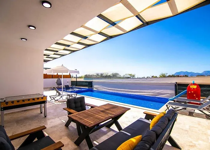 Olivet-kalkan 3 Bedroom-2 Jakuzzies-sauna-turkish Hamam-huge Private Pool And Lovely Garden Villa Kas