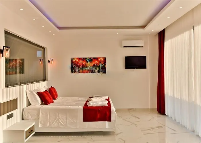 Olivet-kalkan 3 Bedroom-2 Jakuzzies-sauna-turkish Hamam-huge Private Pool And Lovely Garden Villa Kas